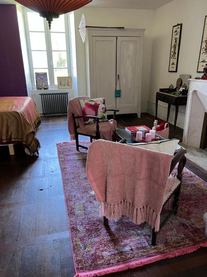 Le Loriot Bed and Breakfast Champagne-et-Fontaine Εξωτερικό φωτογραφία